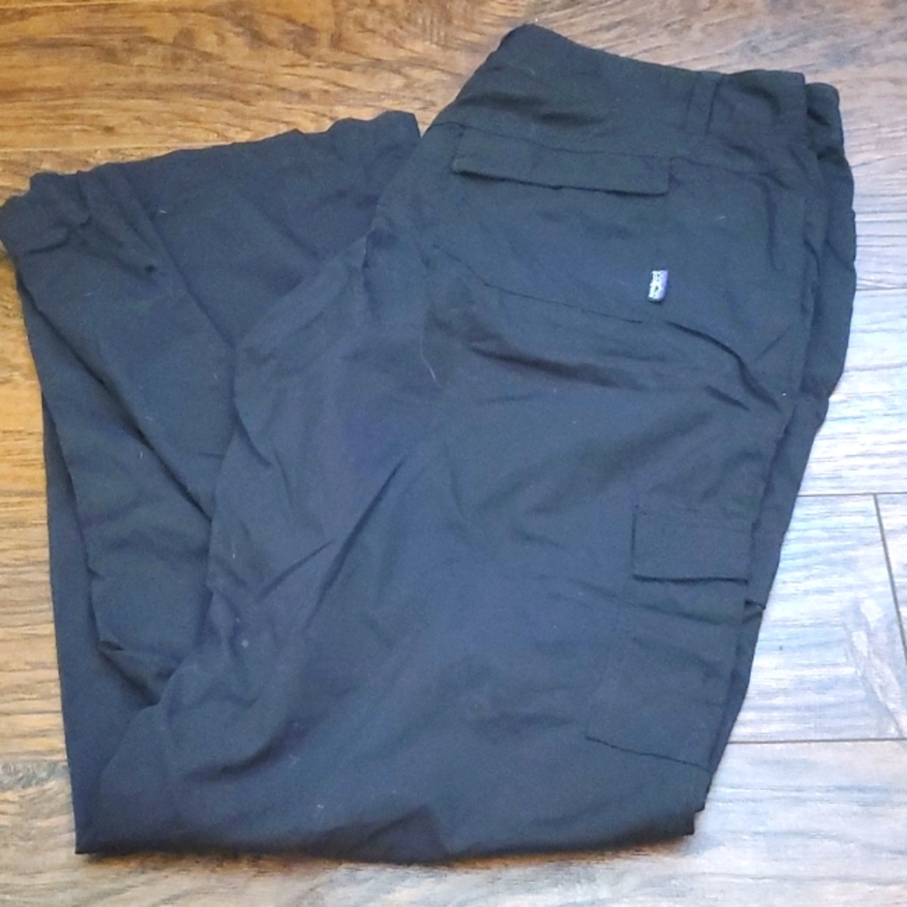Black patagonia hiking pants
